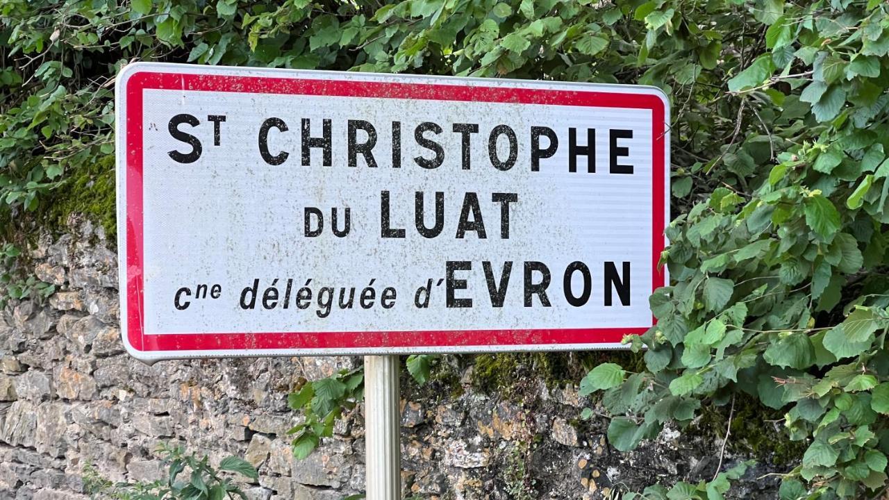 Charming In A Typical French Village Holiday home