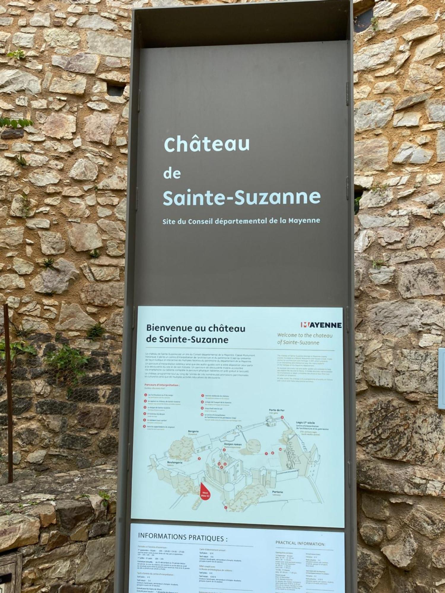 Charming In A Typical French Village Holiday home