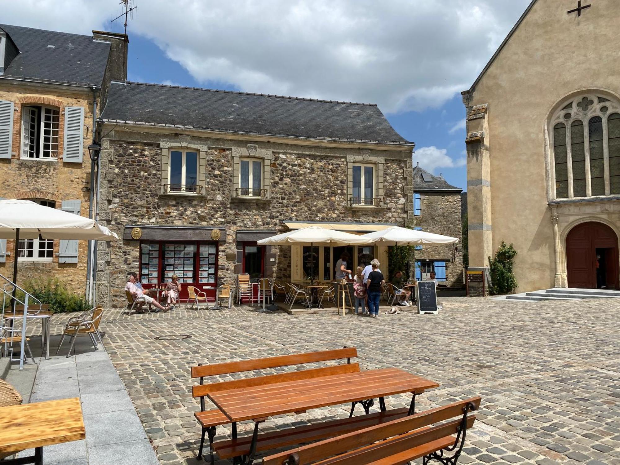 Hébergement de vacances Charming In A Typical French Village Saint-Christophe-du-Luat